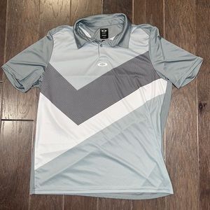 Oakley men’s medium polo